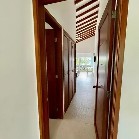 Casa Del Mar